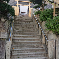 本殿までの階段(挙式会場から披露宴会場へ続く階段)