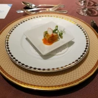 華やかな1品目