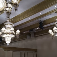 シャンデリア