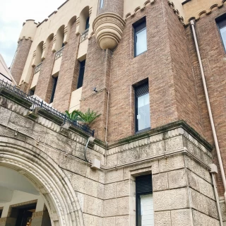 建物は歴史ありつつおしゃれです