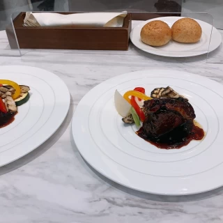 見ただけでも素晴らしい完成度の料理です。味もとても美味しい。