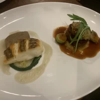 新郎新婦には最後にお料理を全て出していただきました