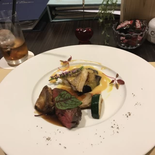 メインディッシュ
