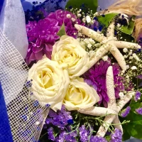 このお花も用意してもらいましたが今でもとってあります。