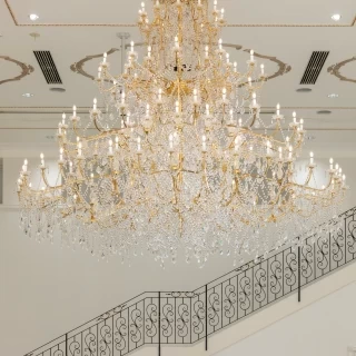 シャンデリア