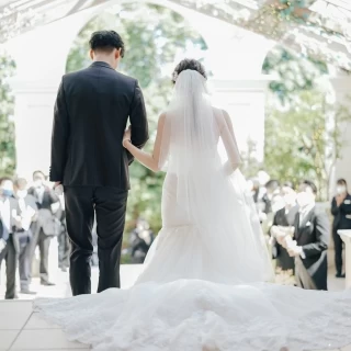 大階段でのフラワーシャワー