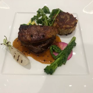 お肉料理