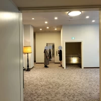 2階エレベーター前