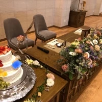 新郎新婦の席装飾、ウェディングケーキ