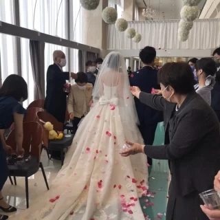 フラワーシャワー