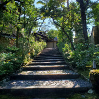 日本家屋への道