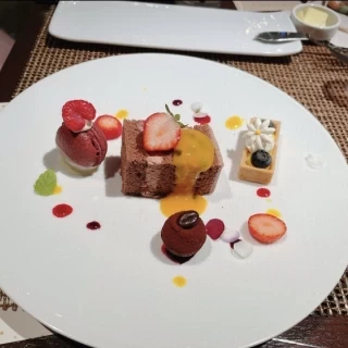 ウェディングケーキ
