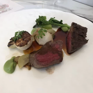 初回見学の際に食べたお料理です。
基本フレンチです。