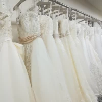 種類豊富なウェディングドレス