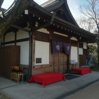 古風で日本の歴史を感じる建物