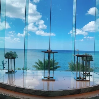 海が見えるチャペル