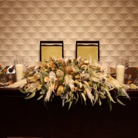 フローリストさんと打ち合わせた高砂装花