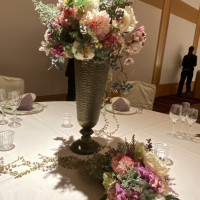 試食会で使用した会場でもテーブル装花が素敵でした。