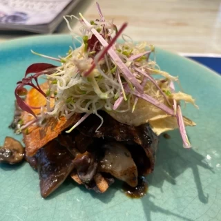湘南の牛を使っているとのことで、驚きました。