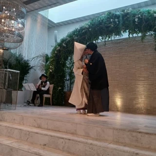和装では階段が大変でしたが、
壇上も広くてよかったです
