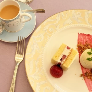 食後のデザートとコーヒーです