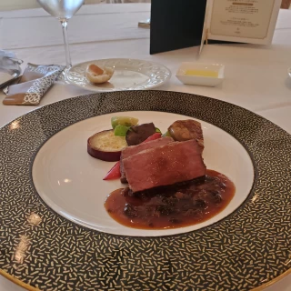 牛肉とフォーグラ