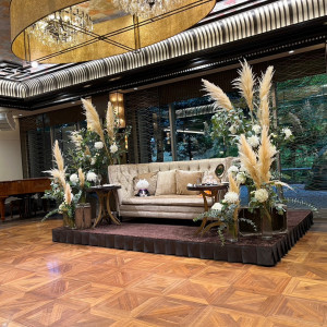 メインテーブル装花|601341さんのHotel Kaneyamaen ホテル鐘山苑の写真(1634715)