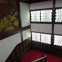 衣装室へ向かう階段