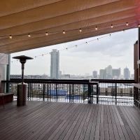 野外の演出ができるフロアです