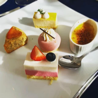 試食会