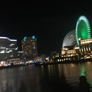 会場に向かう途中の道です。