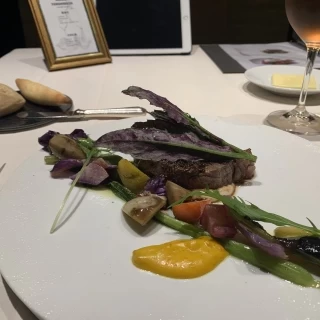 お肉はもちろん、お野菜が新鮮で美味しかったです。