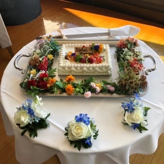 ウェディングケーキ
