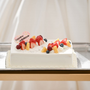 挙式でケーキ演出ができます。|602623さんのシー シェル ブルー／サザンビーチホテル＆リゾート●小さな結婚式の写真(1338476)