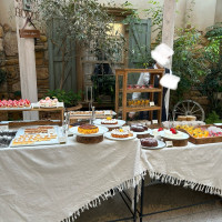 デザートビュッフェ