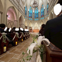 ステンドグラスがとても綺麗なチャペル