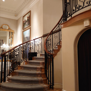 素敵な階段です。|602916さんのオーベルジュ・ド・リル トーキョー(ひらまつウエディング)の写真(1339967)