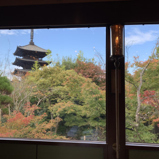 披露宴会場からの景色は京都らしく素敵です