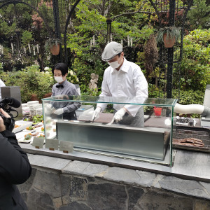 目の前でお肉を焼いてくれます|603071さんのザ・ジョージアンテラスの写真(1833205)