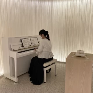 ピアノ生演奏