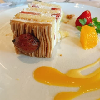 ウェディングケーキ