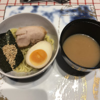 つけ麺も出てきました