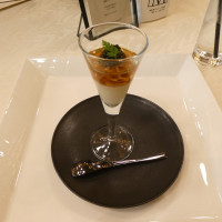 キャビアの前菜