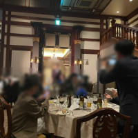 高級感のある披露宴会場