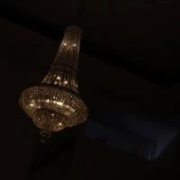 シャンデリア