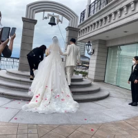 フラワーシャワー