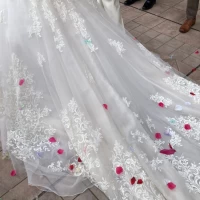 フラワーシャワー