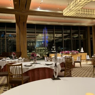 披露宴会場からの夜景です