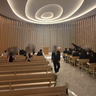 天井の照明が印象的で、写真映えします