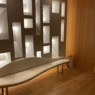 チャペル前室